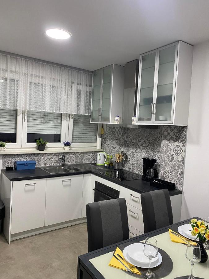 Apartman Nada Славонський Брод Екстер'єр фото