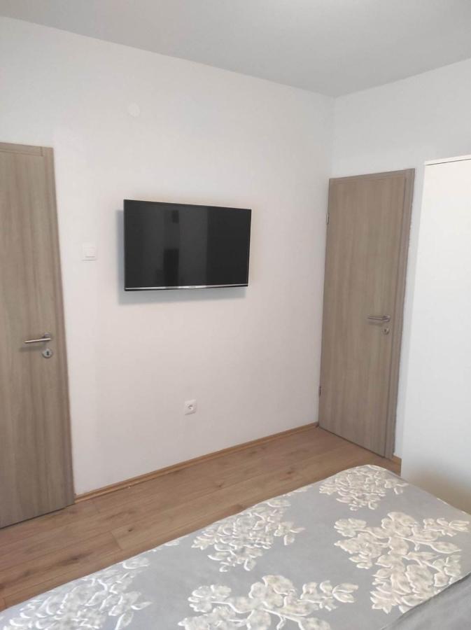 Apartman Nada Славонський Брод Екстер'єр фото